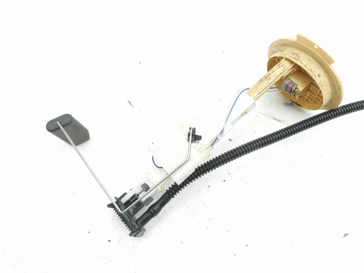 Opel Antara Kraftstoffgeber 29NO05 Gebraucht image 3