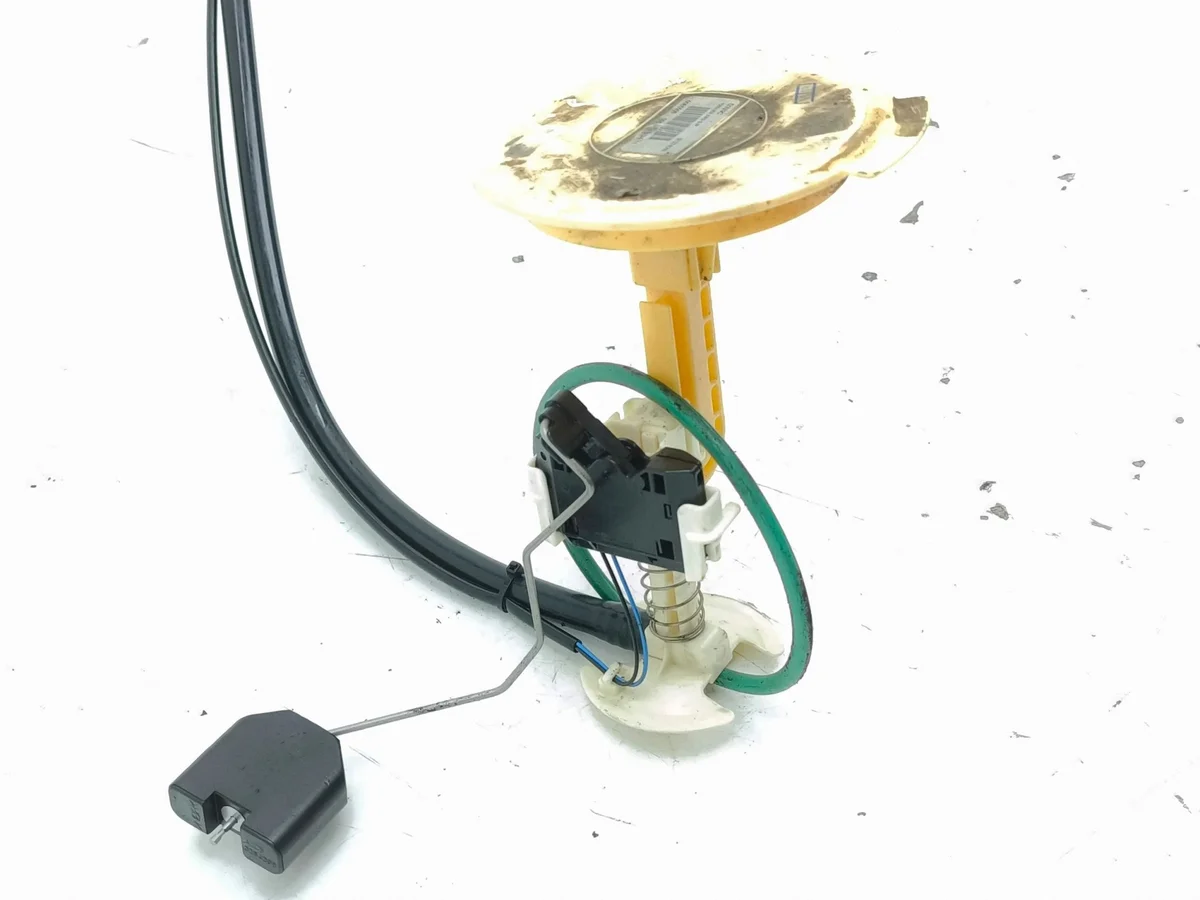 VOLVO S60 2.5 T Capteur Niveau Carburant 31274048 image 5