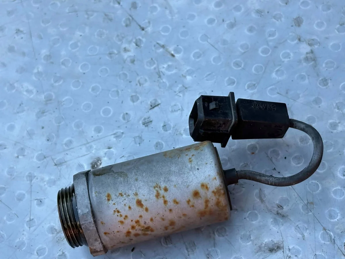 Électrovanne BMW E36 E39 E38 Z3 E87 E90