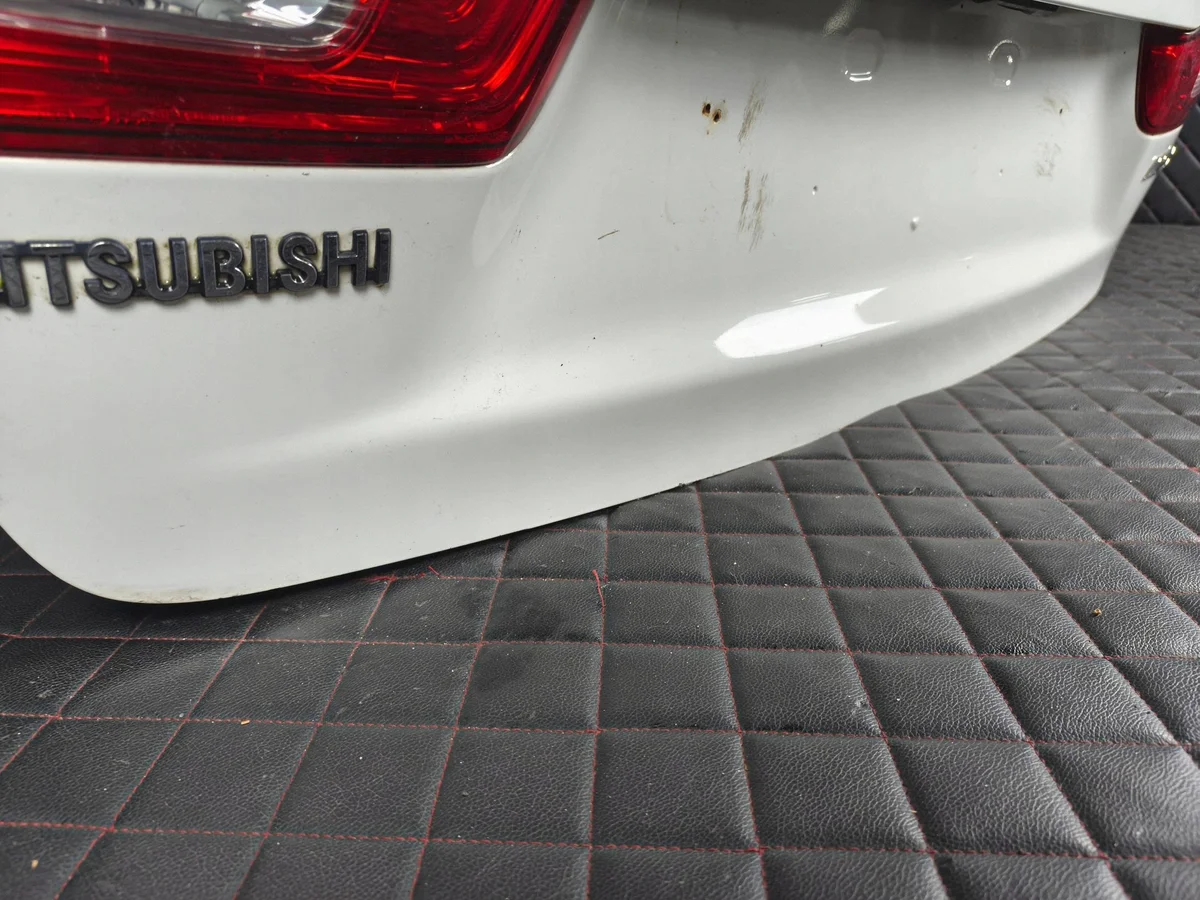 Mitsubishi ASX 10-12 Tailgate Trunk Lid Used image 5