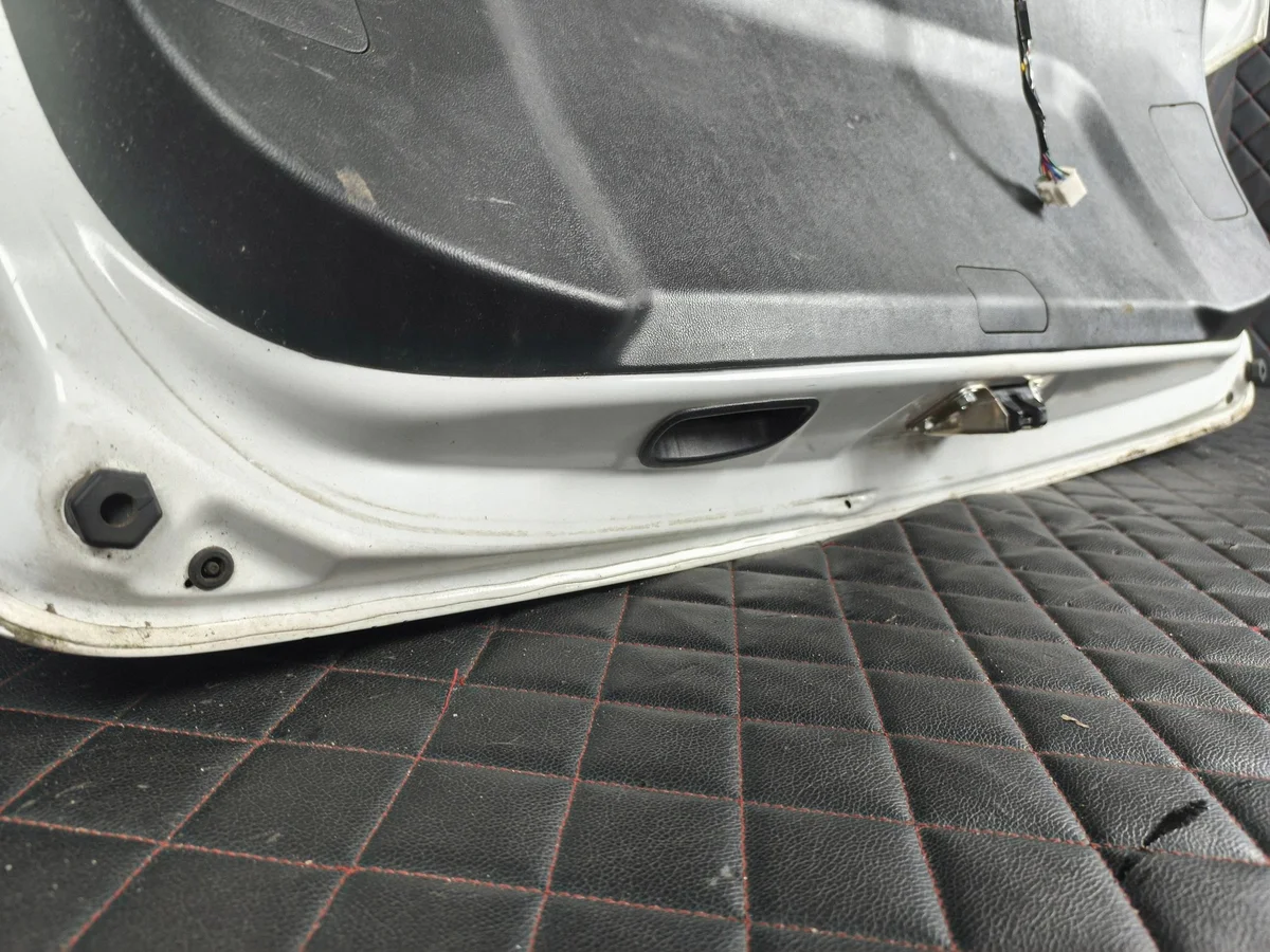 Mitsubishi ASX 10-12 Tailgate Trunk Lid Used image 7