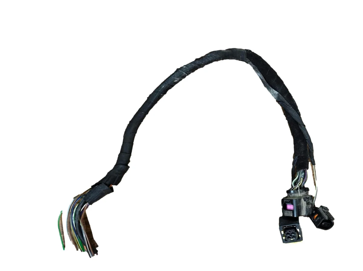 Spina Fari Audi A6 OEM 3C0973737