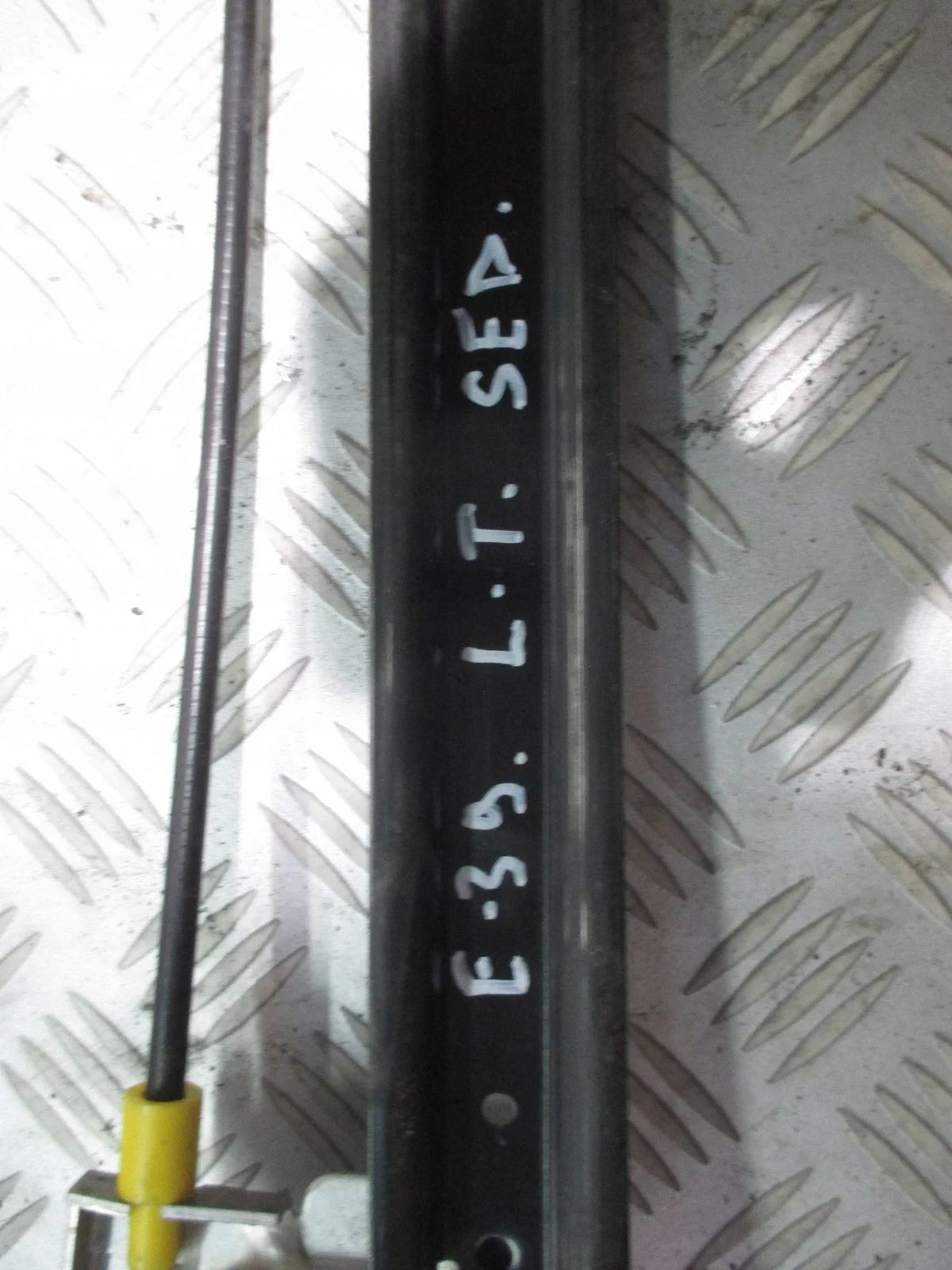 Fensterheber manuell hinten links BMW 5 E39 8159833 image 3