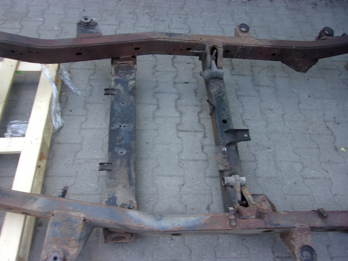 Hyundai Terracan Chassis Frame 2.9 CRDI image 3