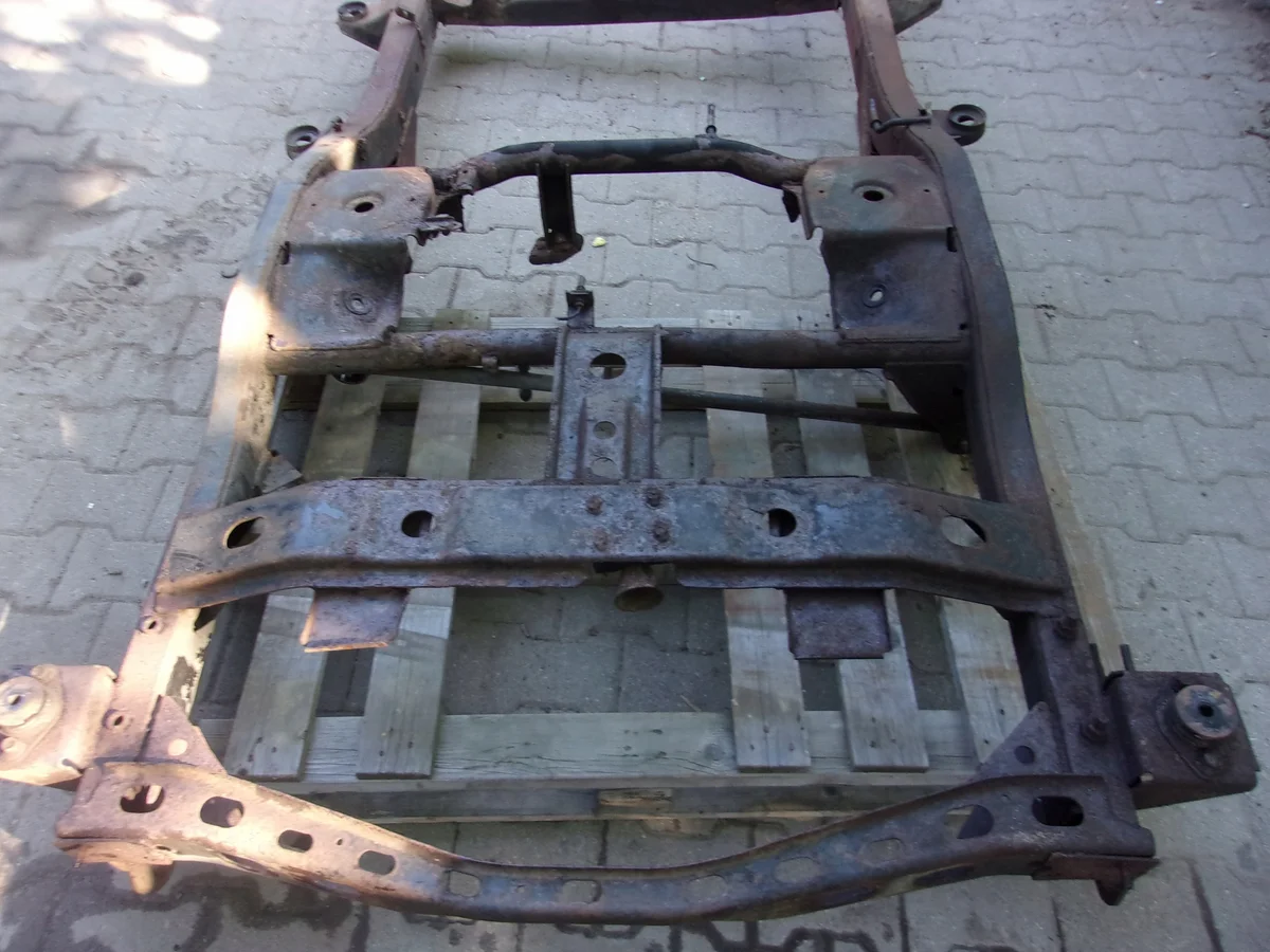 Hyundai Terracan Chassis Frame 2.9 CRDI image 7