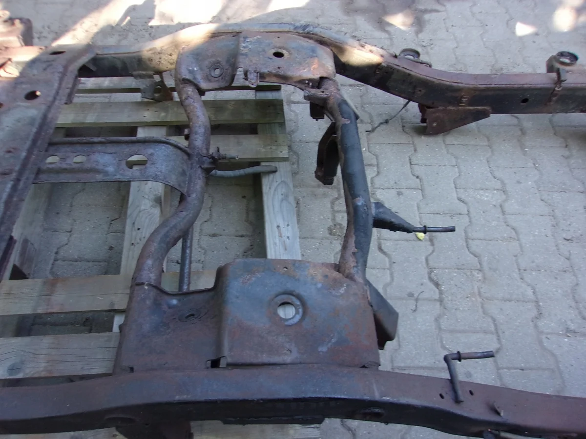 Hyundai Terracan Chassis Frame 2.9 CRDI image 9