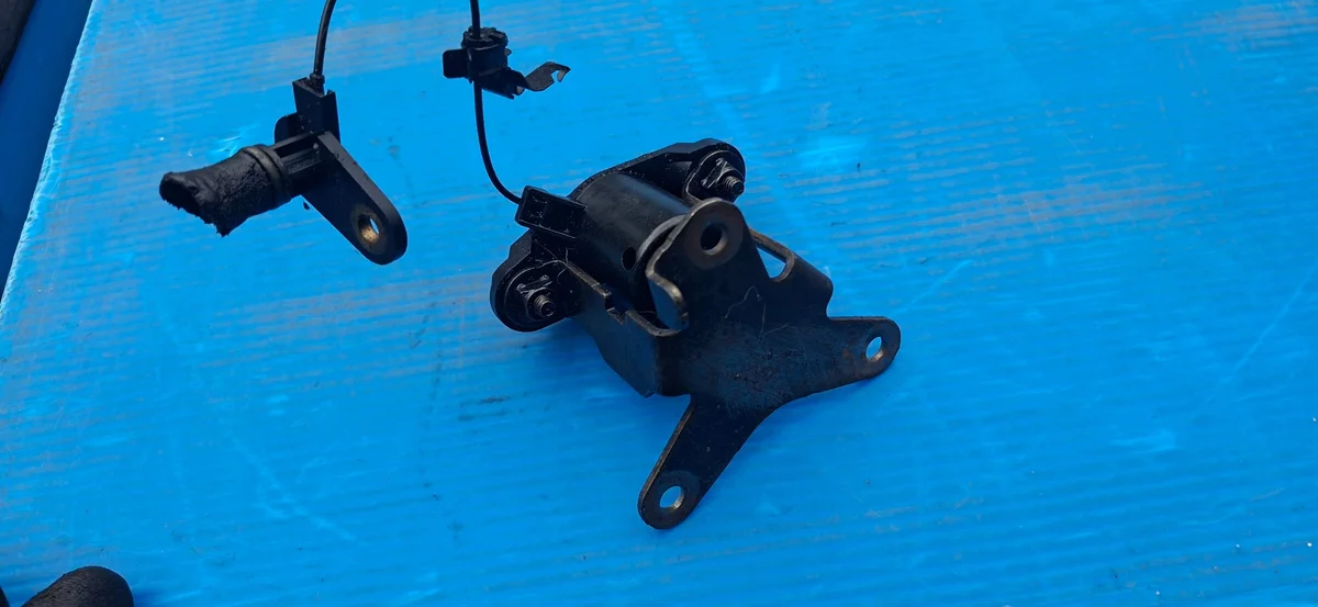 Mercedes W221 Oil Level Sensor A6420182840