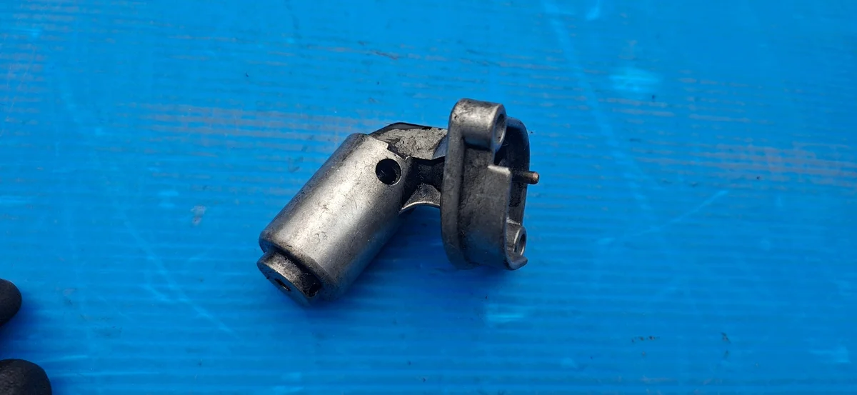 Sensor Nível Óleo Mercedes W201 W124 W202