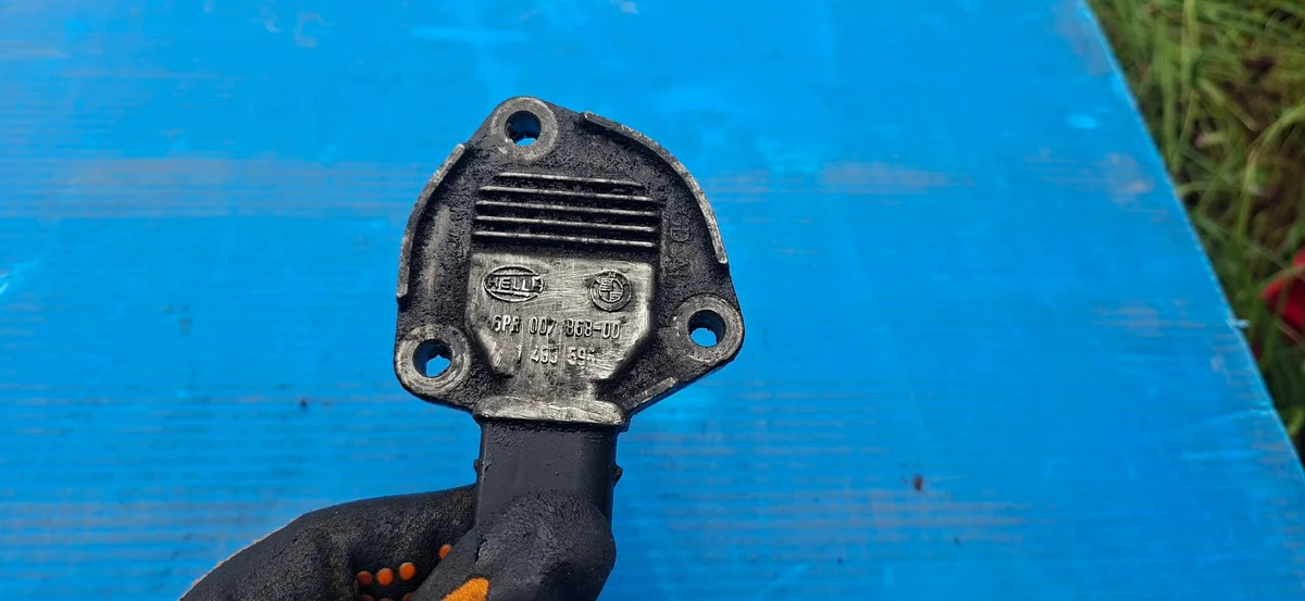 Capteur niveau d'huile BMW E46 E39 E90 6PR007868