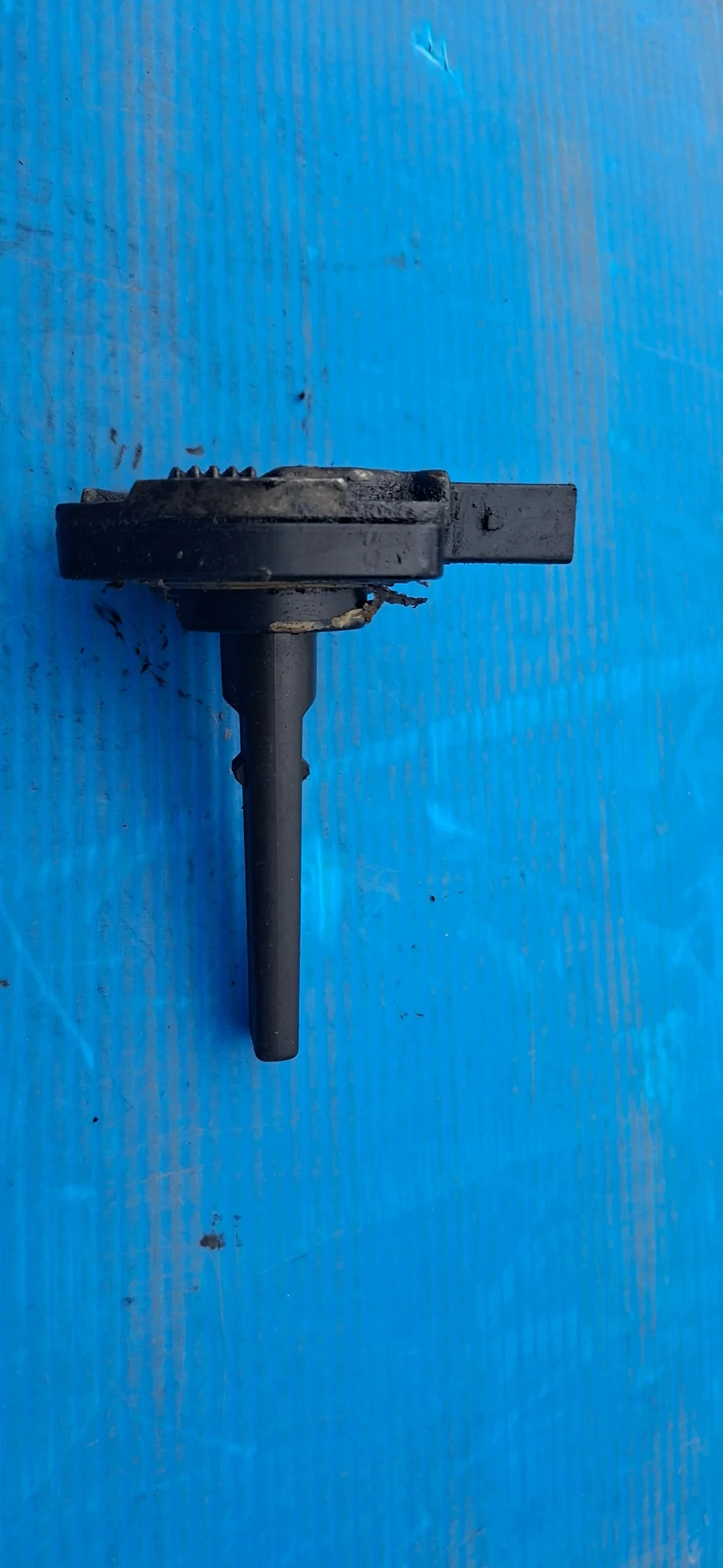 BMW E46 E39 E90 Oil Level Sensor Used image 4