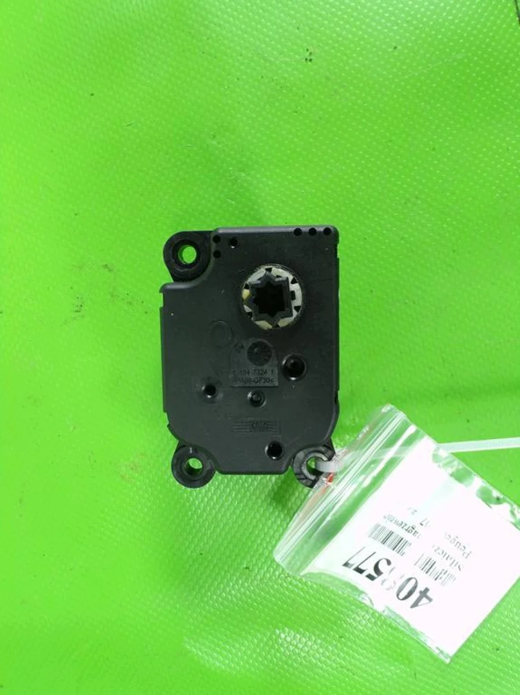 Unidad de control calentador Peugeot 207 F663746XC