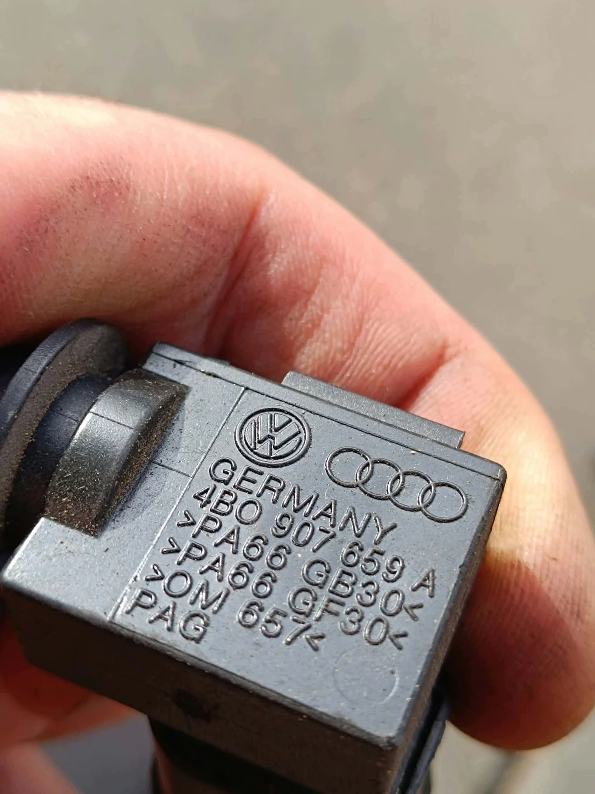 Luftqualitäts-Sensor Audi A6 C6 4B0907659A image 3