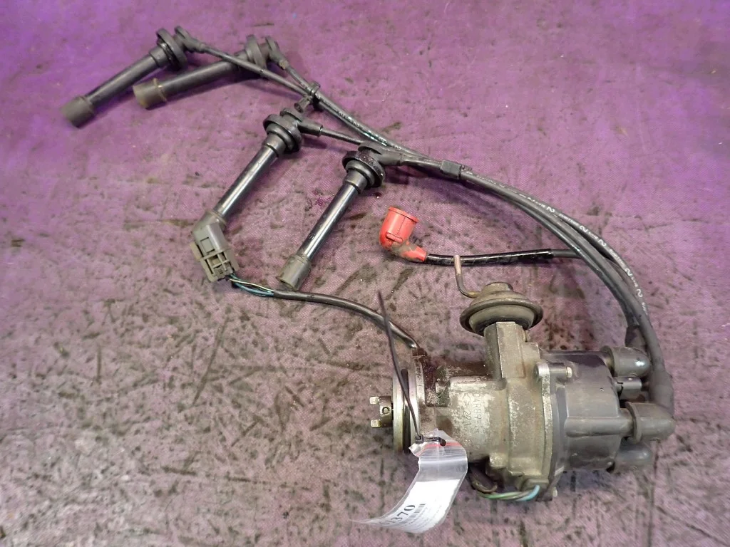Bobine d'allumage Nissan Sunny N14 2210080N00