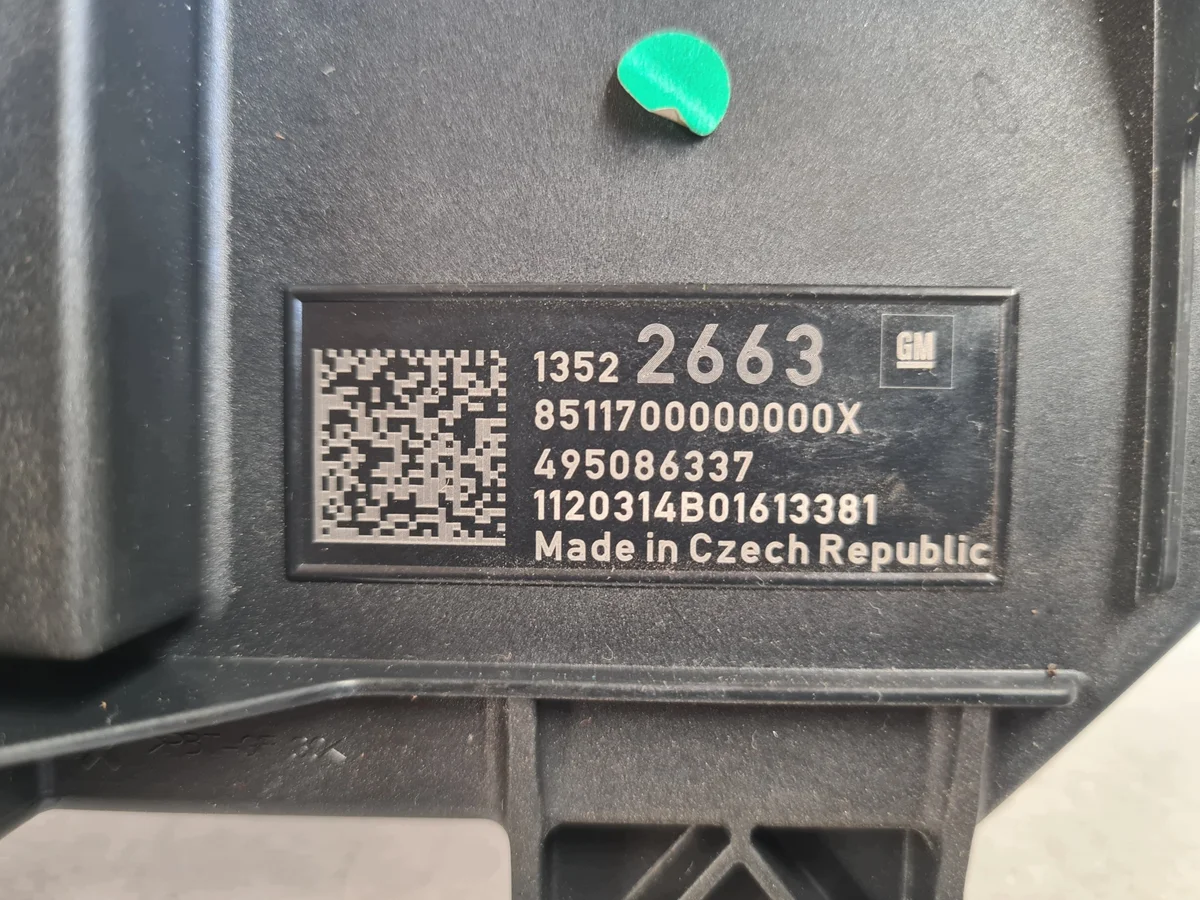 Steuergerät Kraftstoffpumpe Opel Astra V K 1.2 image 4