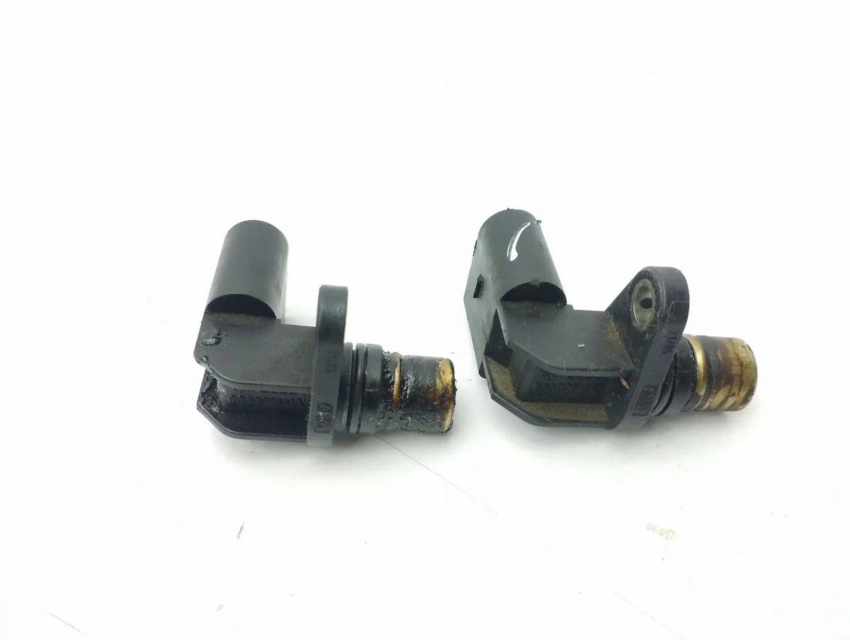 Porsche Cayenne 9PA Camshaft Position Sensor 06A905161 image 4
