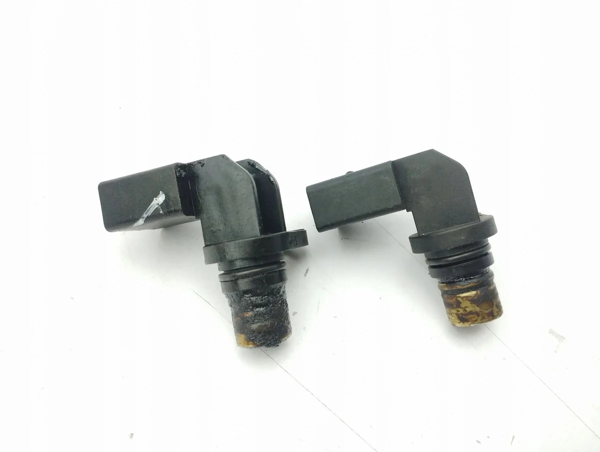 Porsche Cayenne 9PA Camshaft Position Sensor 06A905161 image 6