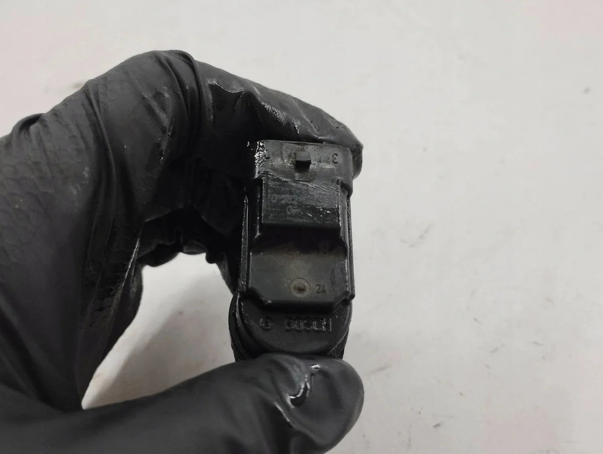 Maserati Ghibli III SQ4 Nockenwellensensor image 3