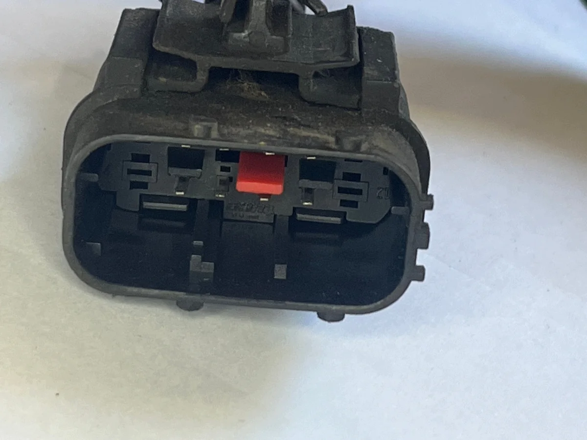Stecker ABS Pumpe Iveco Daily image 4