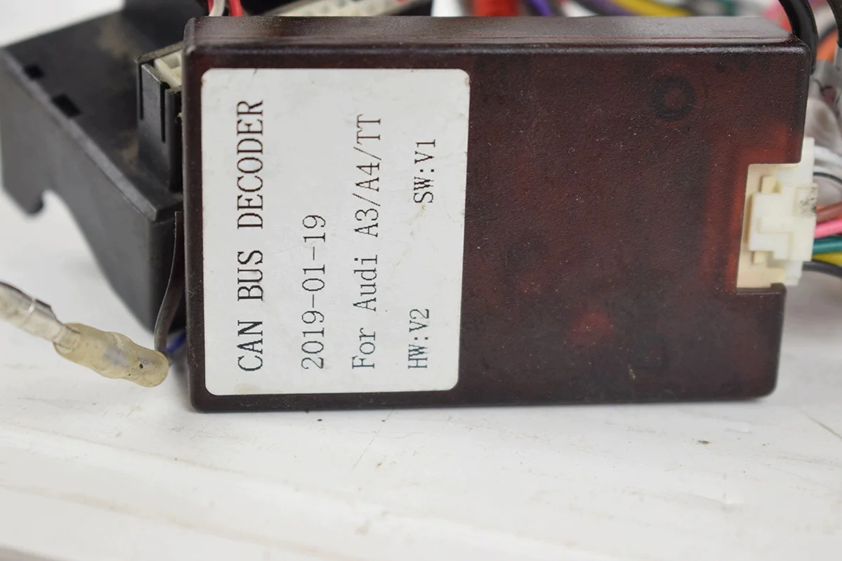 Radio 2-DIN Audi A4 B6 B7 Usato OEM 150888 image 8