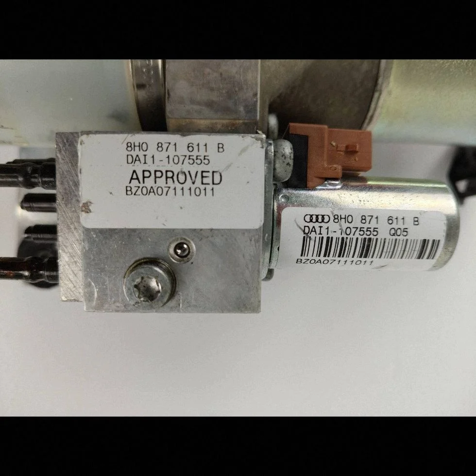 Audi A4 B7 Cabrio Verdeckpumpe 8H0871611B image 5