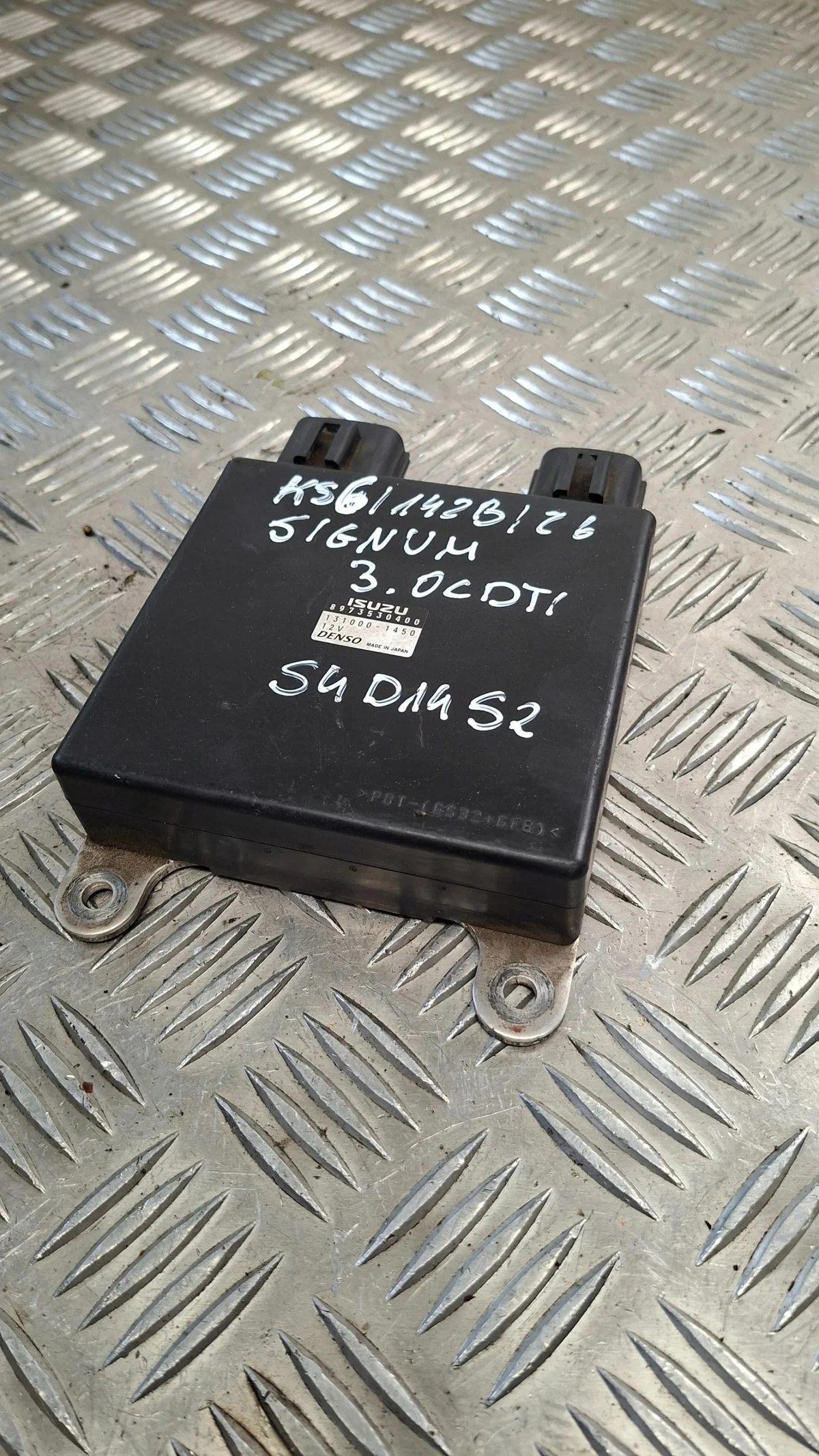 Opel Signum 3.0 CDTI Injector Module image 5