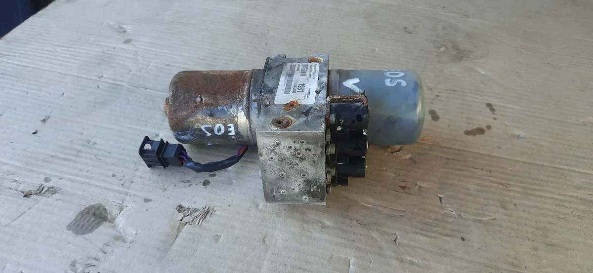 Hydraulipumppu Volkswagen Eos 1Q0871789C image 3