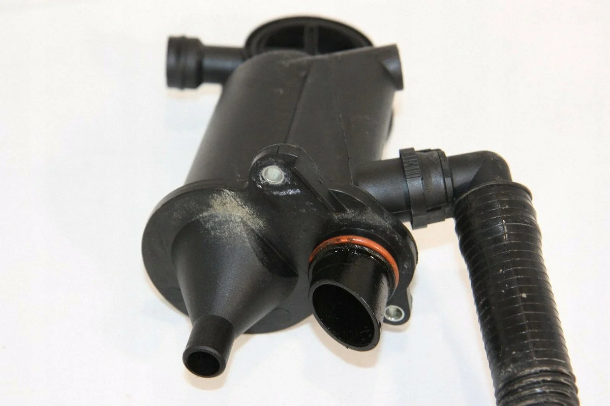Séparateur d'huile Porsche Boxster 987 99610702601