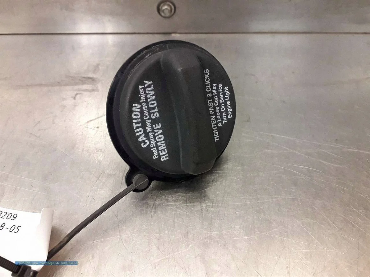 2002 Saab 9-5 Fuel Filler Cap BEG9692