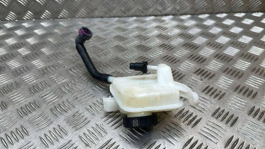 Réservoir liquide frein Ford Kuga II BZ02C image 9