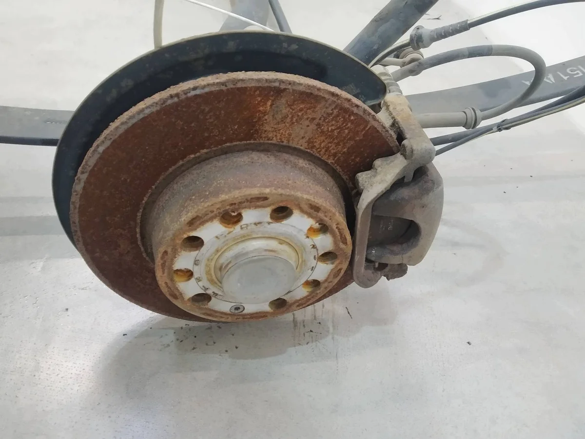 Achsträger hinten VW Caddy III gebraucht image 3