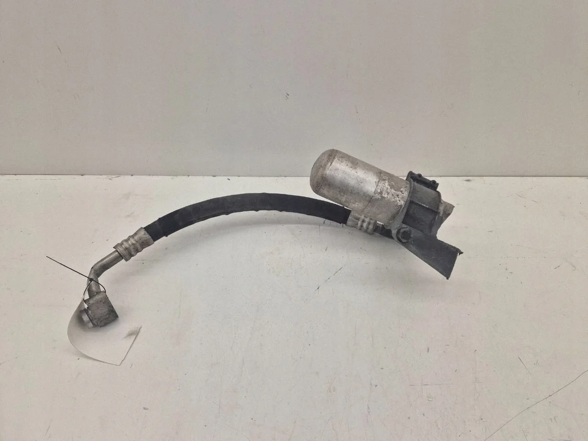 Audi A6 C6 Air Dryer 4F0820191B image 3
