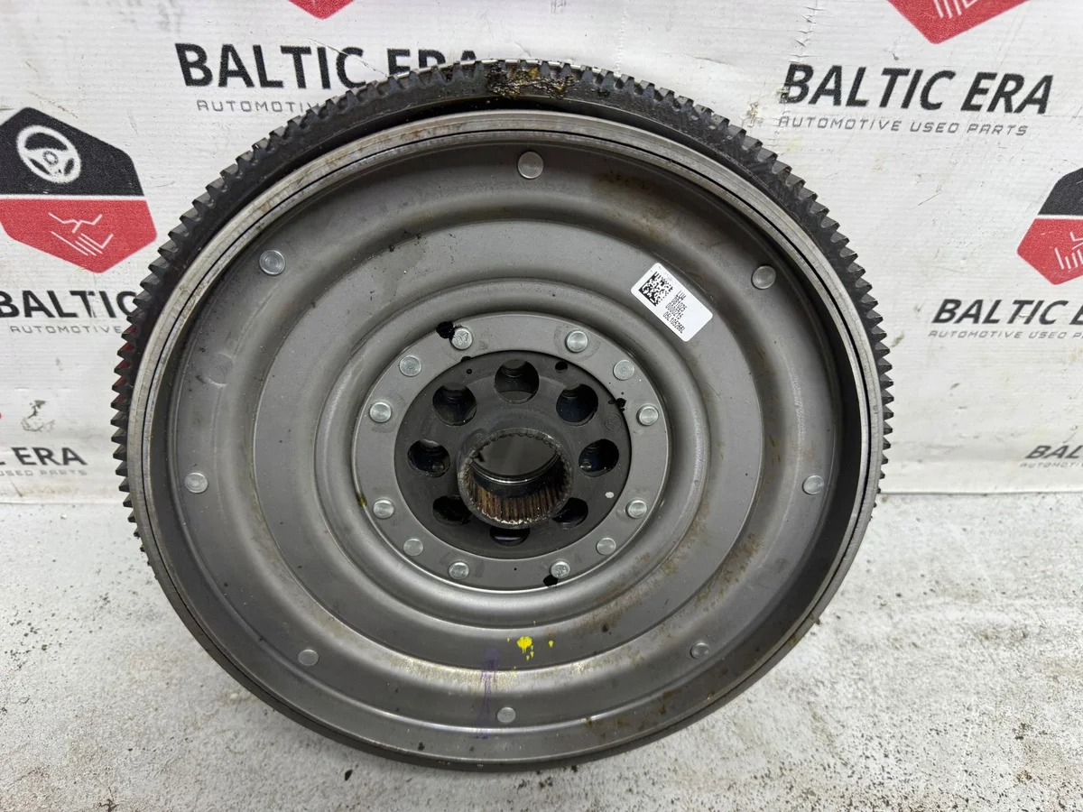 Volant moteur Volkswagen Tayron II 05L105266L image 6