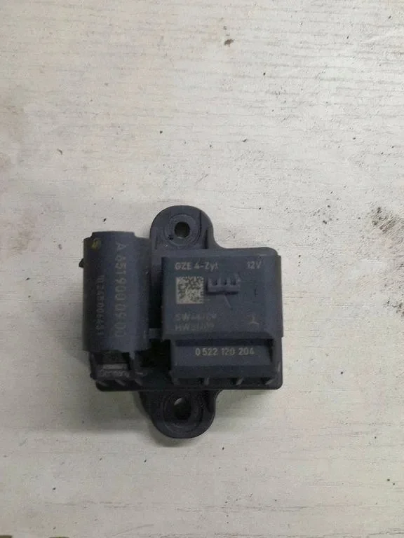 Glödstiftsmodul Mercedes W906 OM646 A6519000900