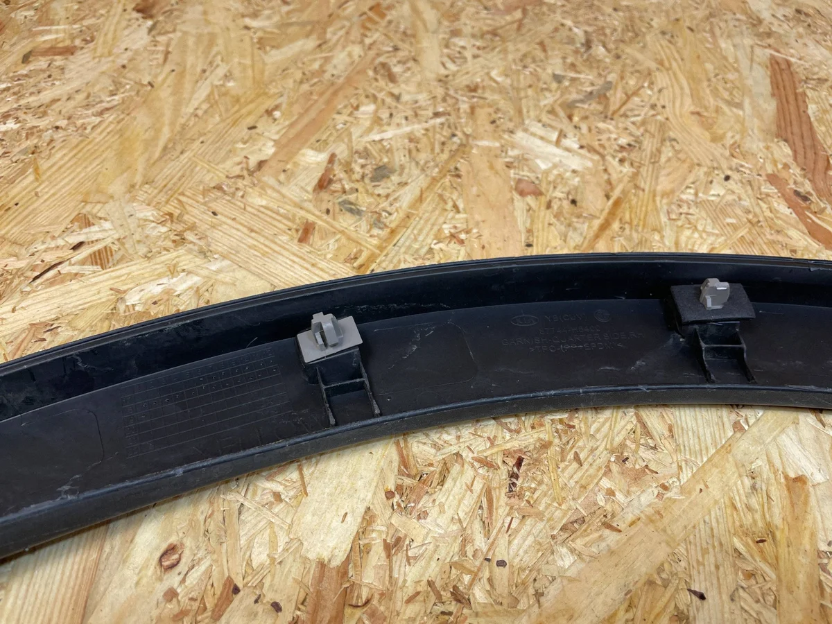 Listello parafango posteriore destro Kia Stonic image 10