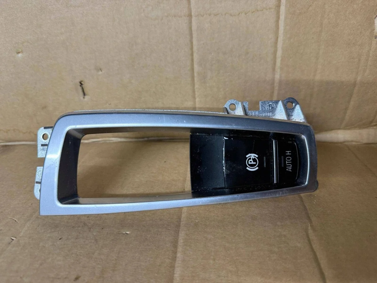 Handbromsknapp BMW OE 6822518