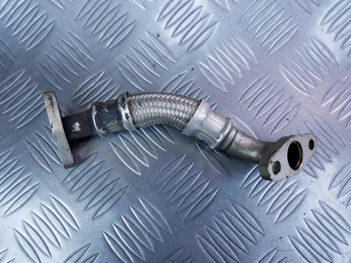 Used Turbo Oil Line Tube 06H145735G Audi Q3