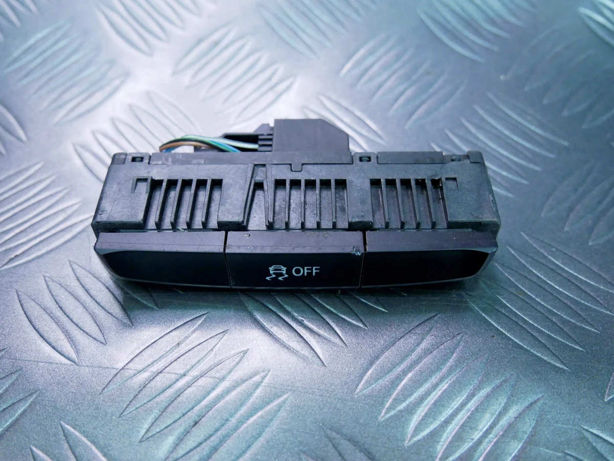 Botão ESP 8K0959673F Audi A4 B8 Usado