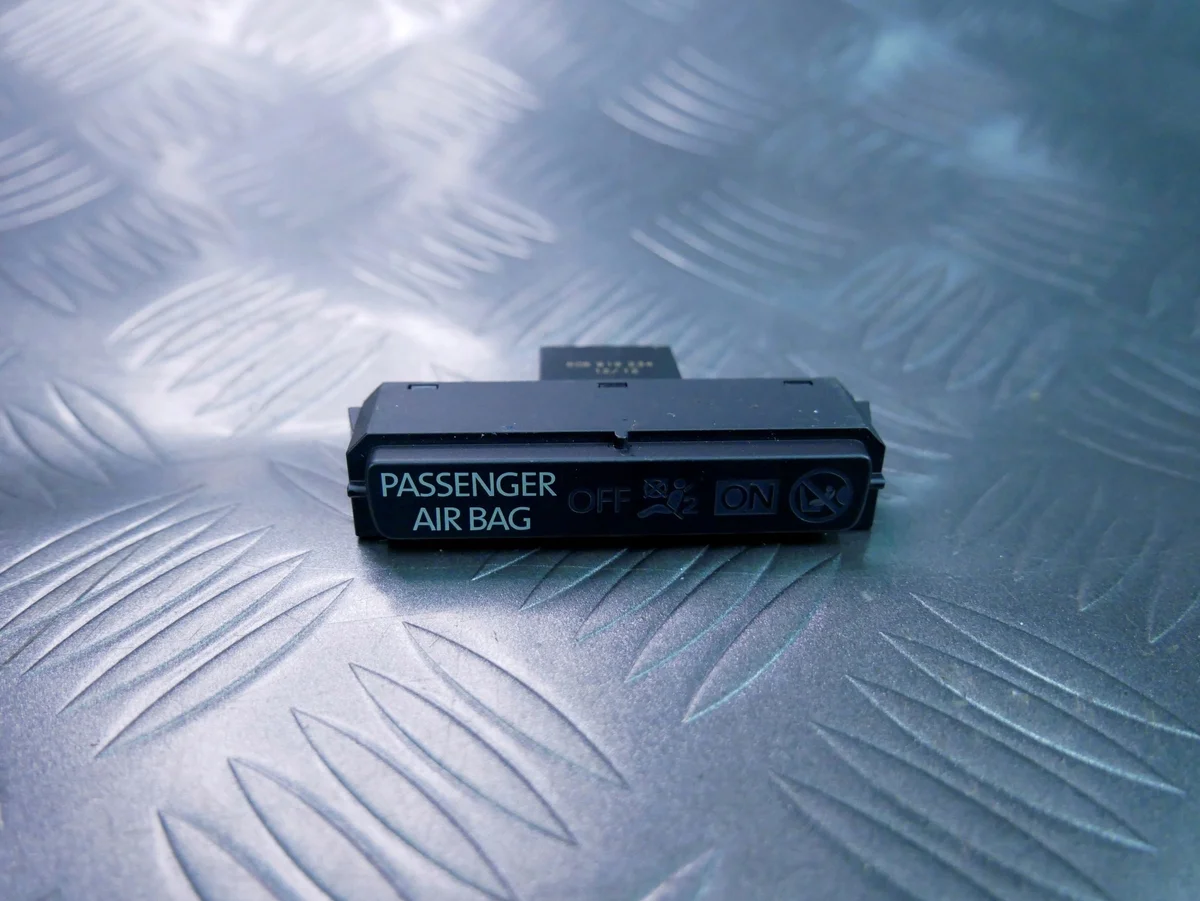 Luz Indicadora Airbag Pasajero 5C5919234 VW
