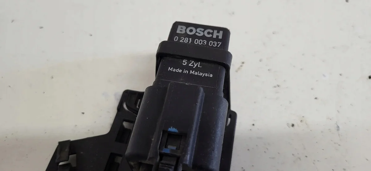 Zündkerzen Volvo V70 II 2.4L 2006 gebraucht thumbnail 1