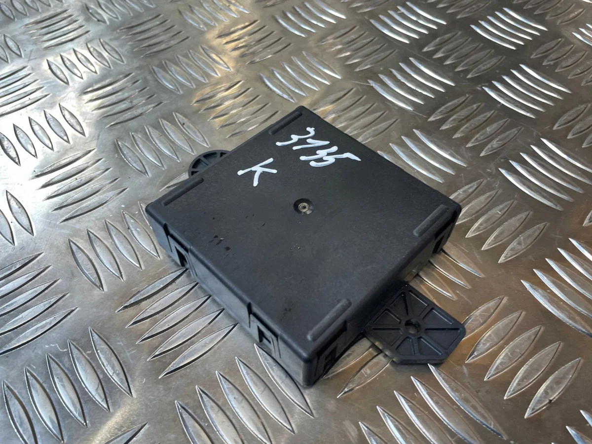 Dodge Challenger Door Module Left 3.6L 2016 image 6