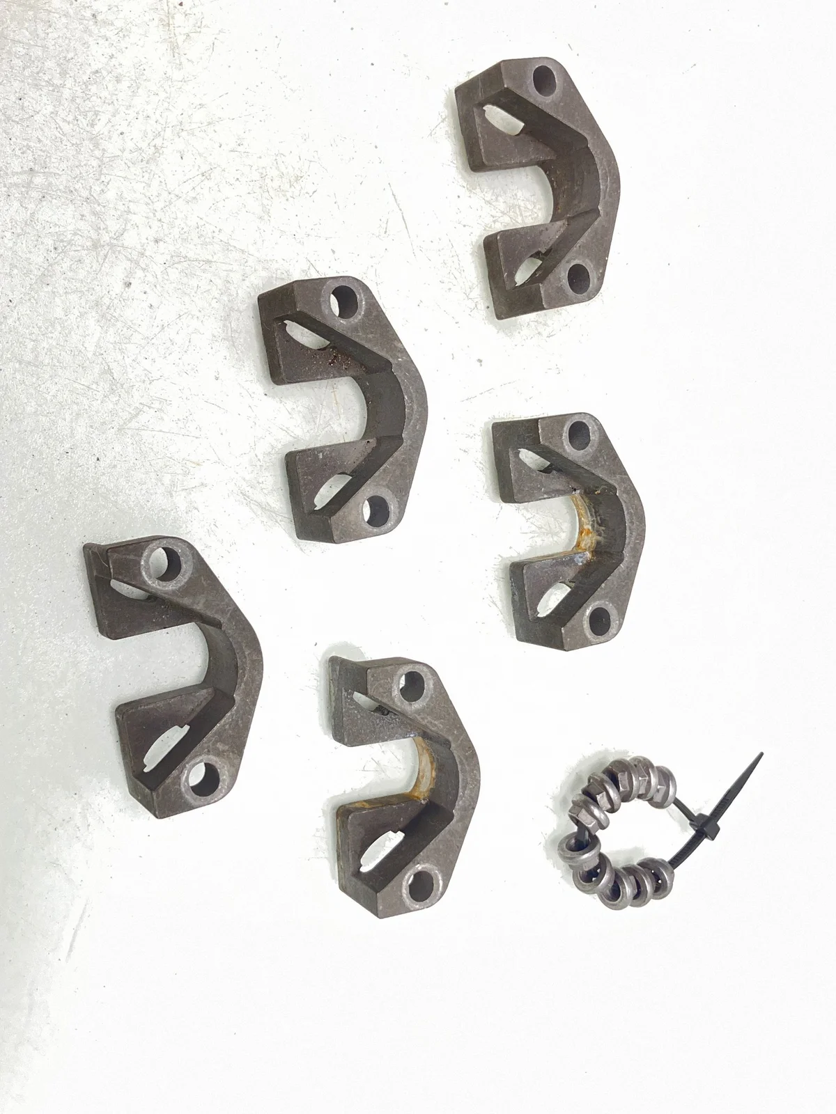BMW 5 E60 E61 FRC162570 fixation injecteur