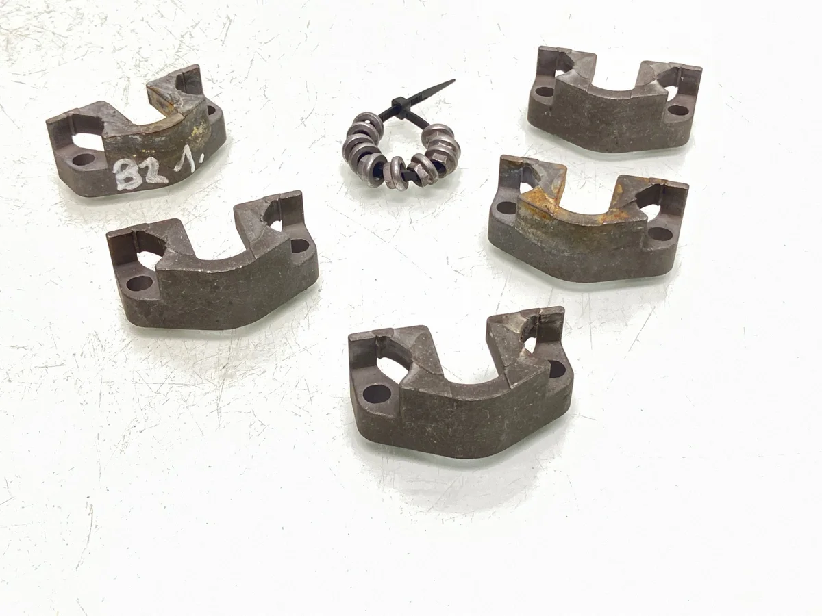 2008 BMW 5 E60 E61 Injector Mount FRC162570 image 3