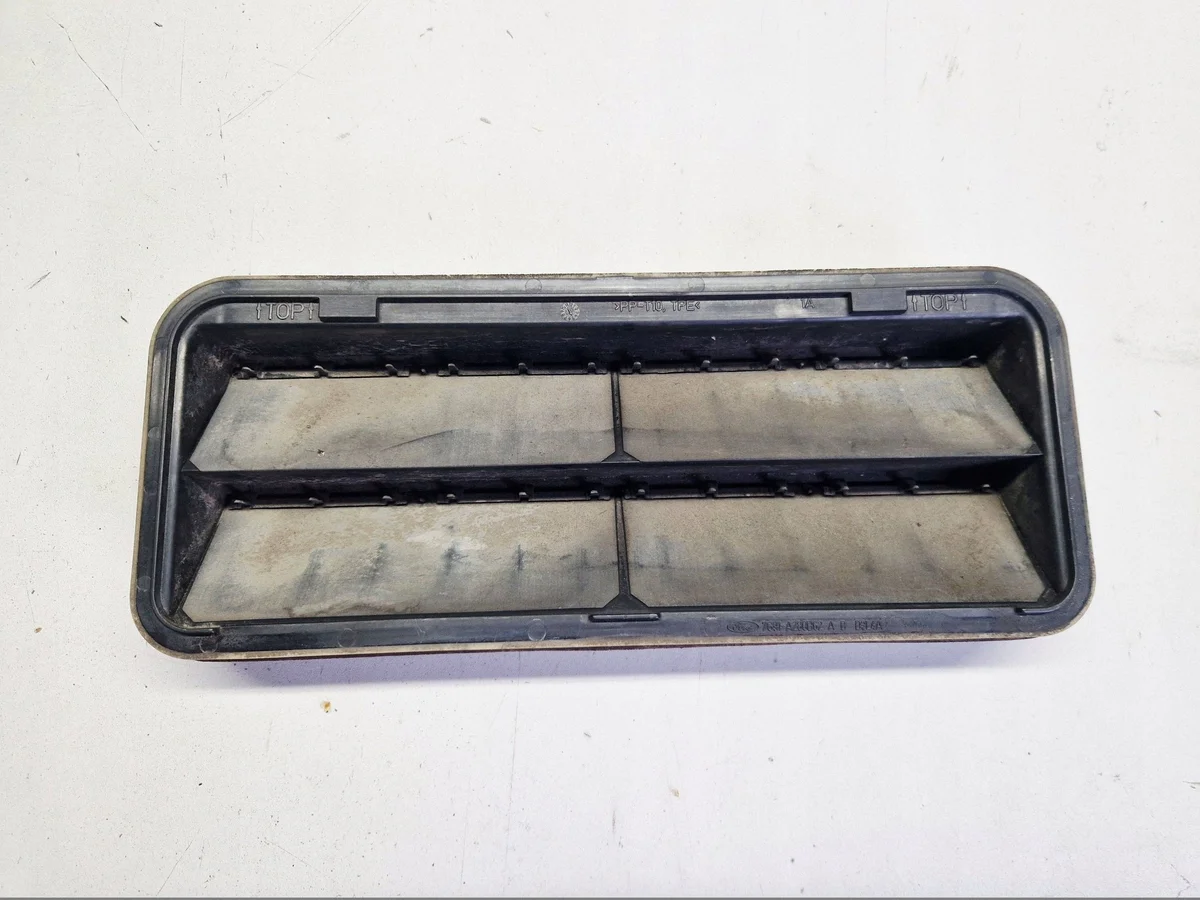 Grille de ventilation arrière Kia Ceed II 7G91A280B62A