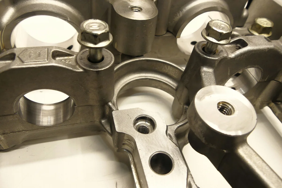 Kia Ceed G4LH Camshaft Base Used image 7