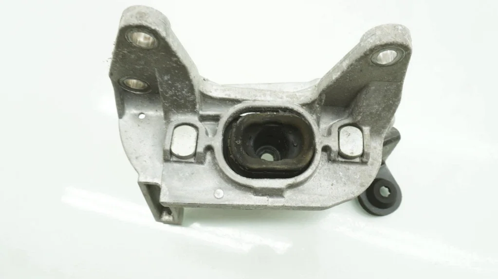 Nissan X-Trail T32 Soporte Caja Cambios M-36814- image 4