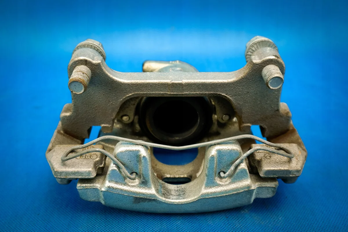 Bremssattel vorne Audi A4 A5 8K0615106AB image 4