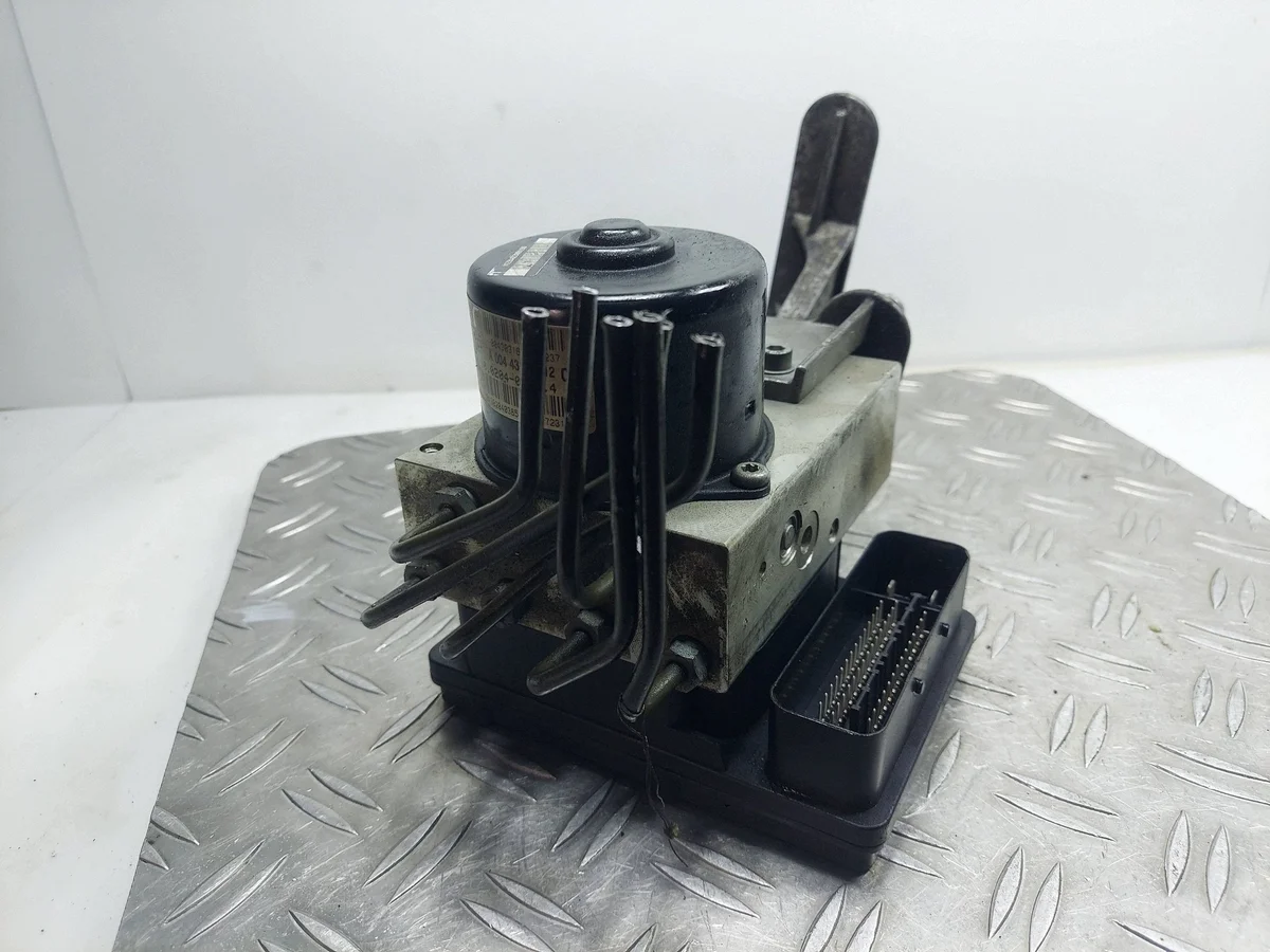 ABS-pump Mercedes W203 A0325459132