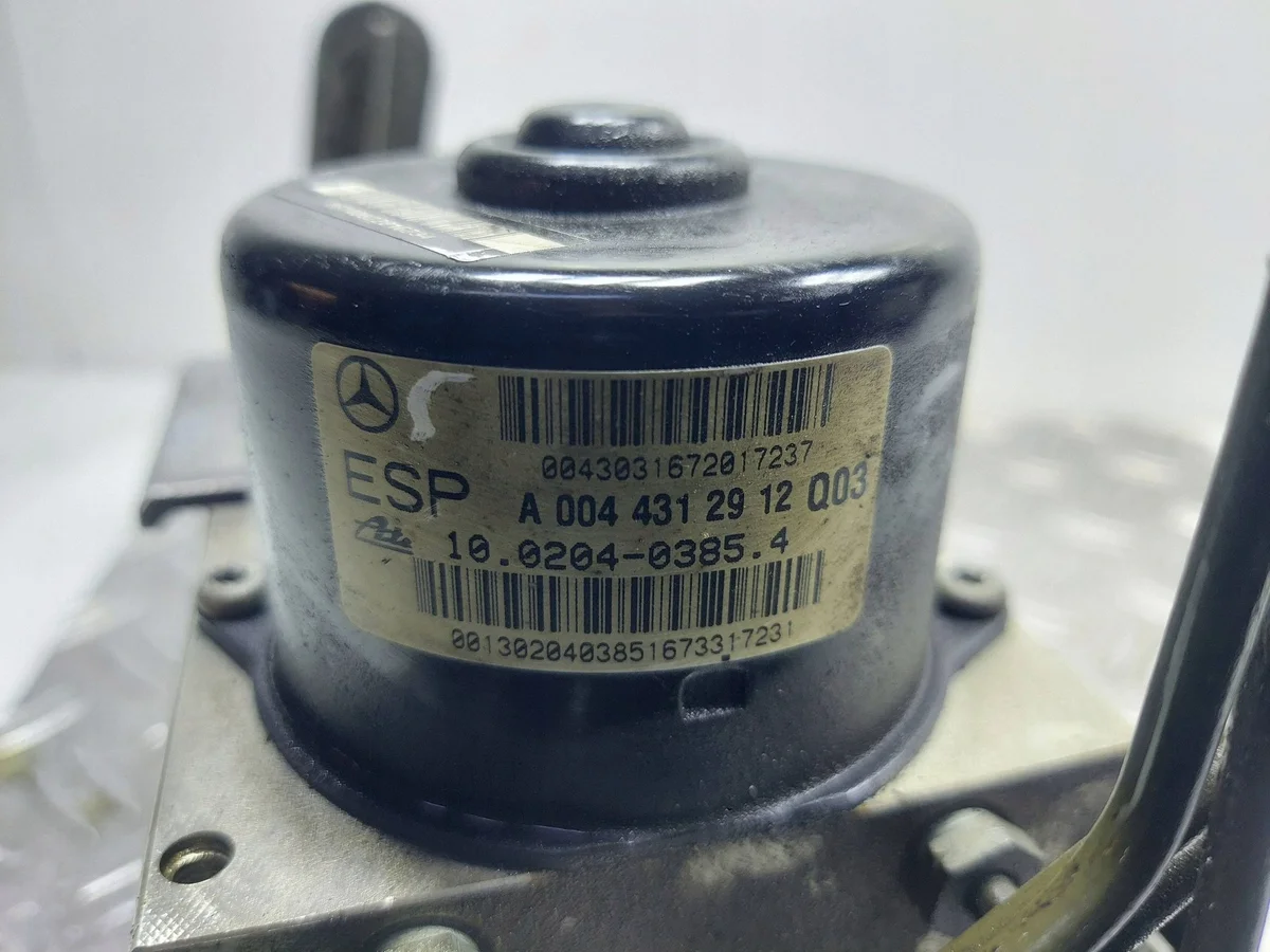 Bomba ABS Mercedes W203 Usada image 7