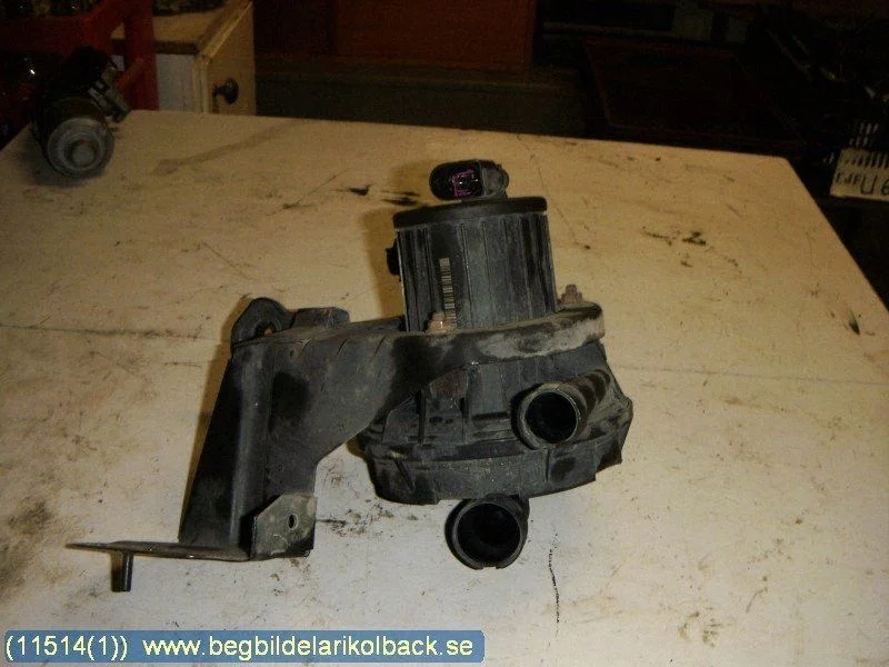 2001 VW Passat B5.5 Sekundärluftpump BEG1589
