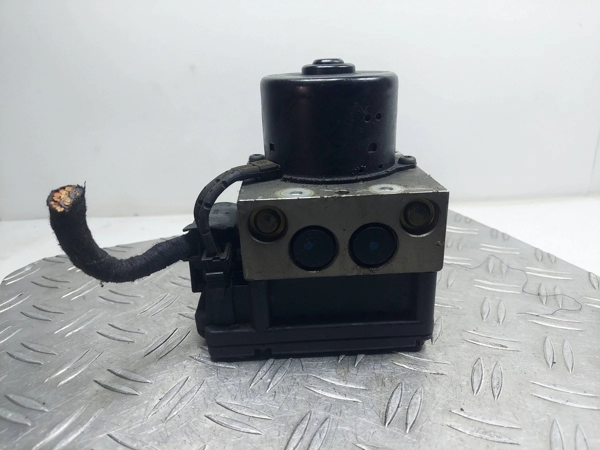 ABS Pumpe VW Golf IV 1J0614117A